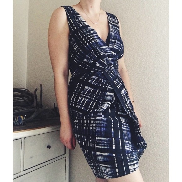 Banana Republic Pattern Dress - Picture 3 of 5